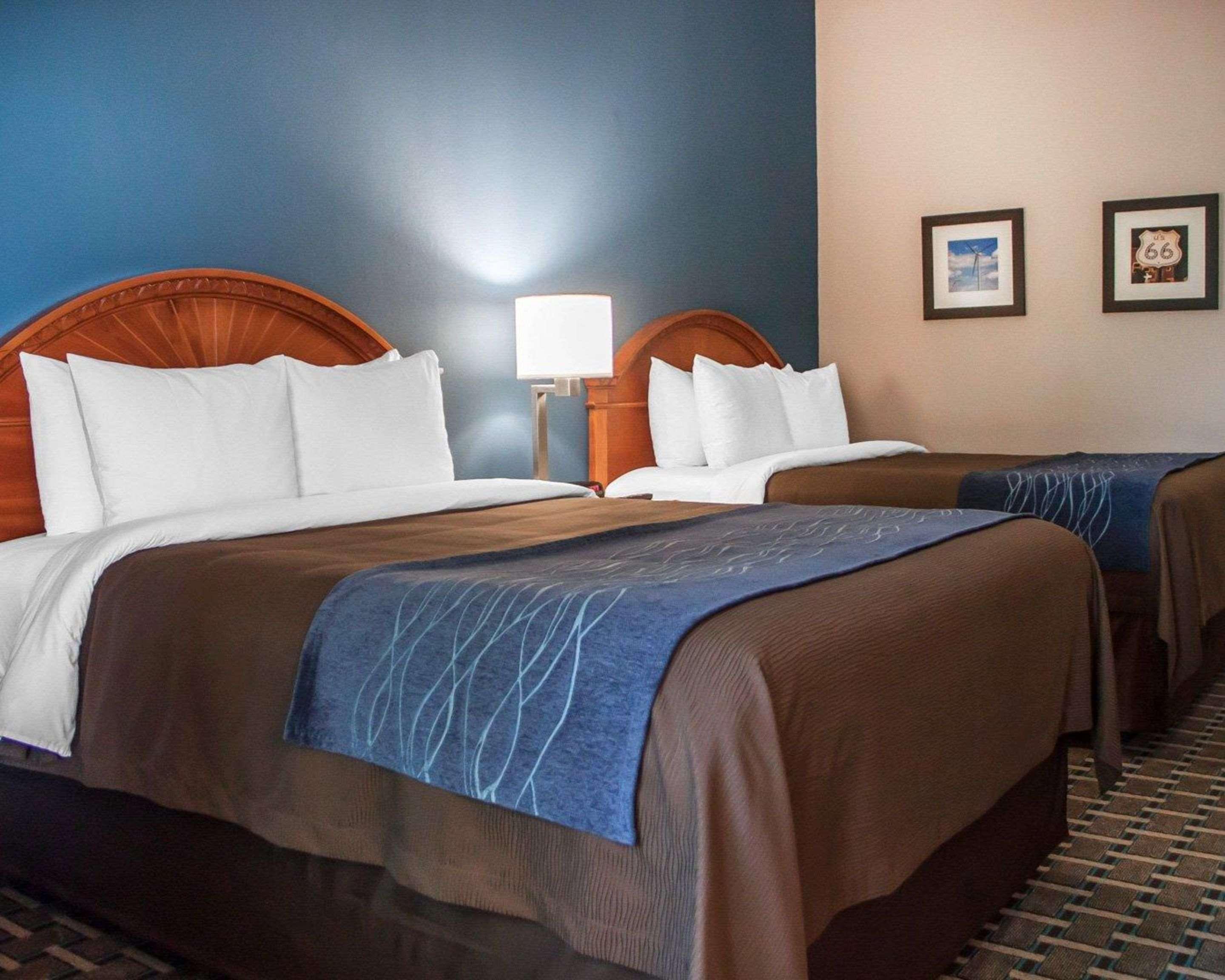 Holiday Inn Express & Suites Weatherford By Ihg Exterior photo