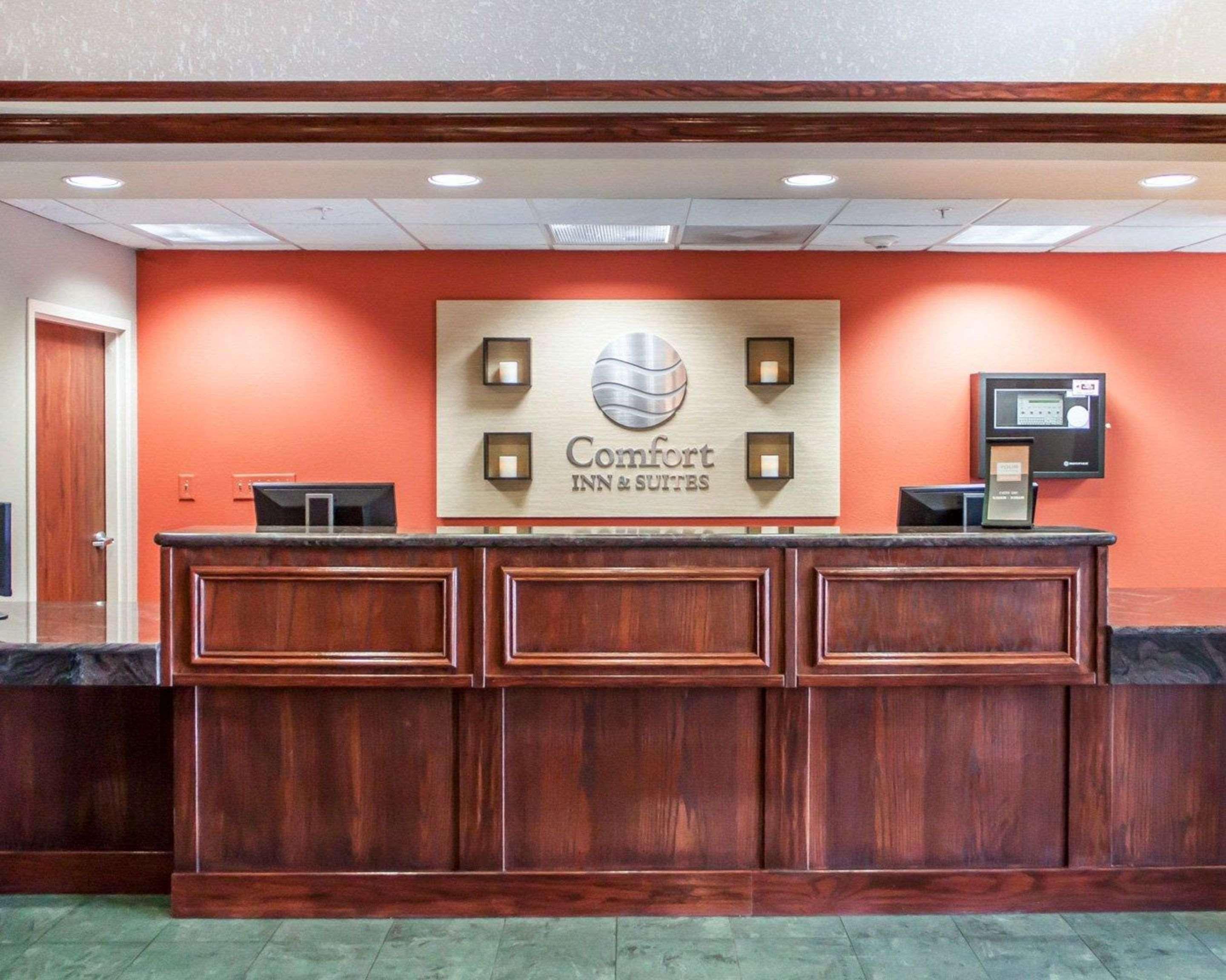 Holiday Inn Express & Suites Weatherford By Ihg Exterior photo